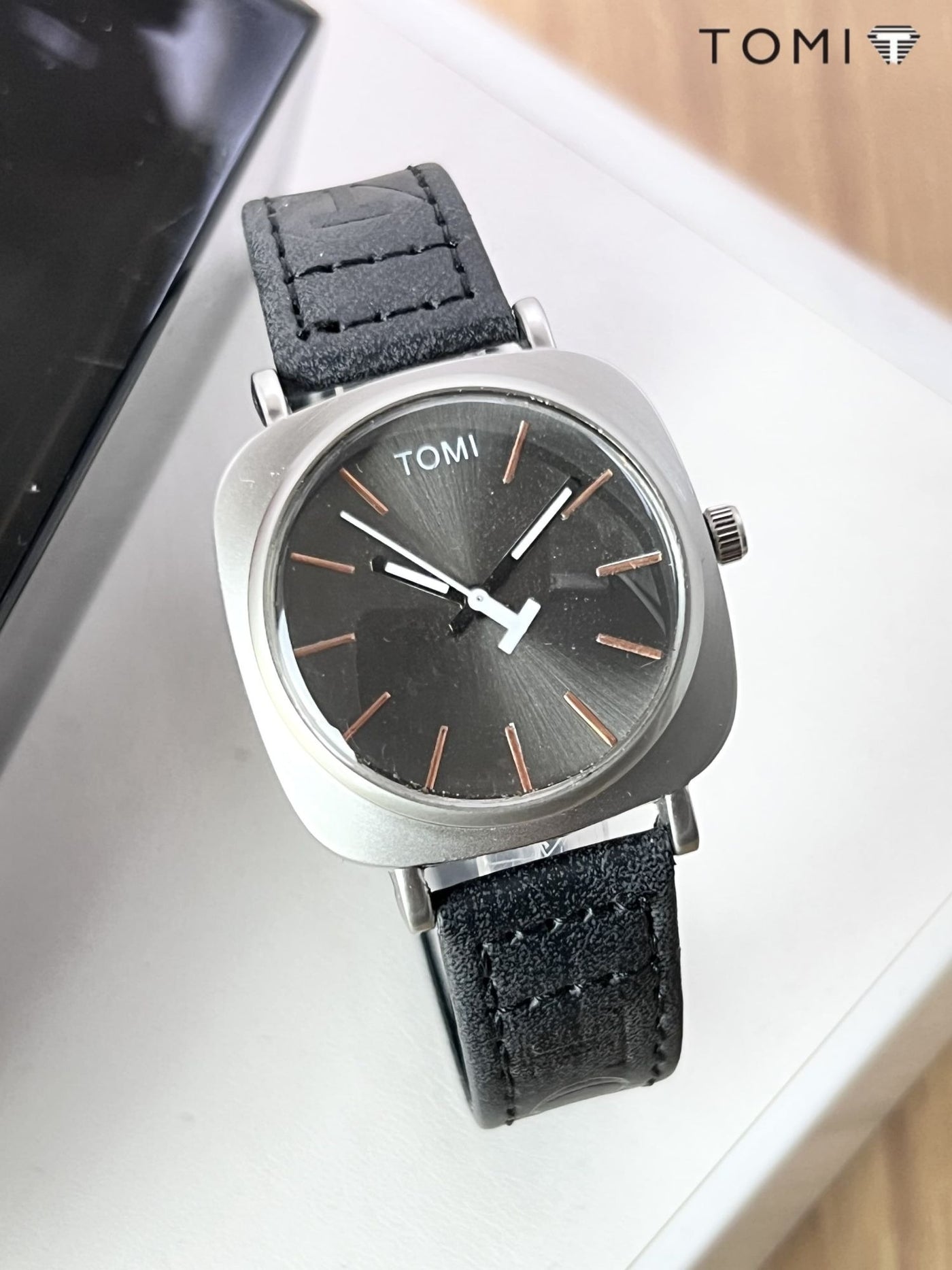 TOMI classic watch